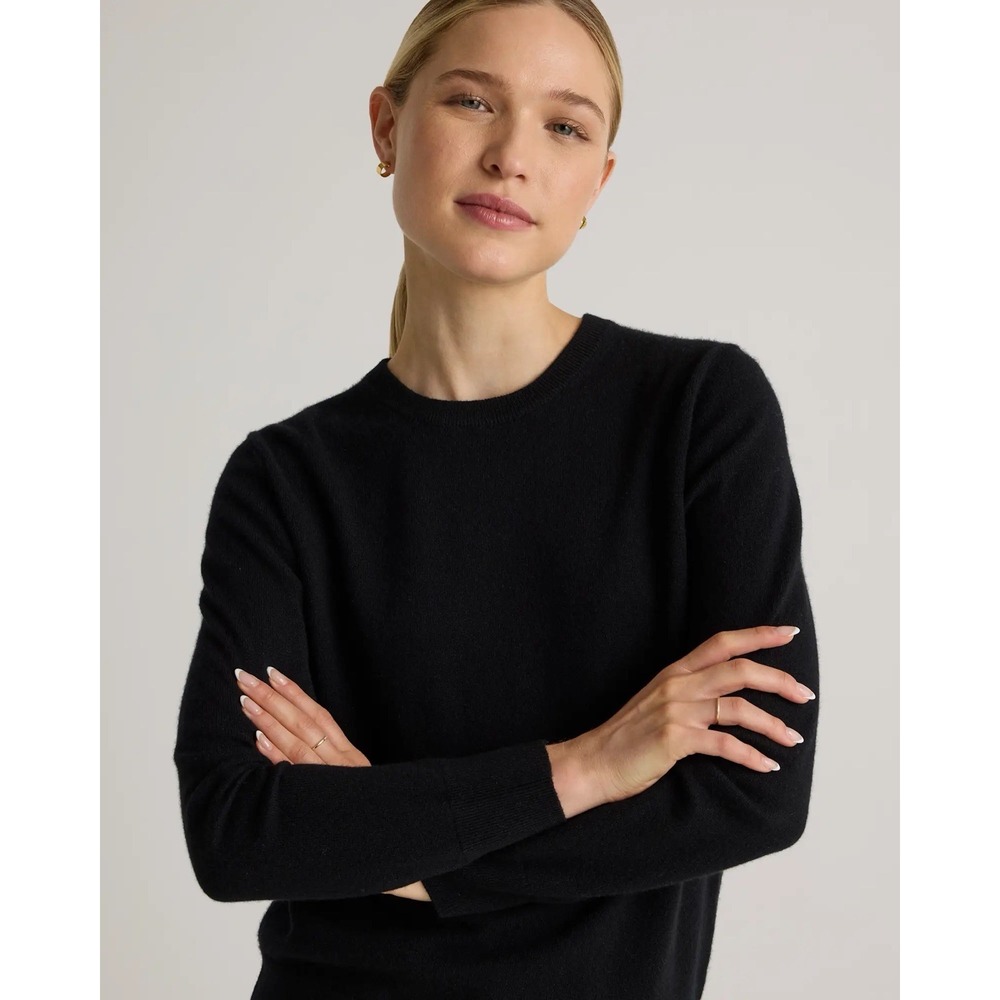 Quince Mongolian Cashmere Crew Neck Sweater Women's M  Black Soft Lightweight